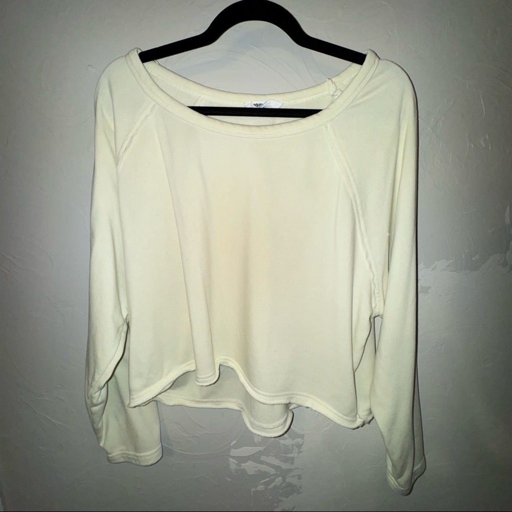 Cropped shirt/sweatshirt